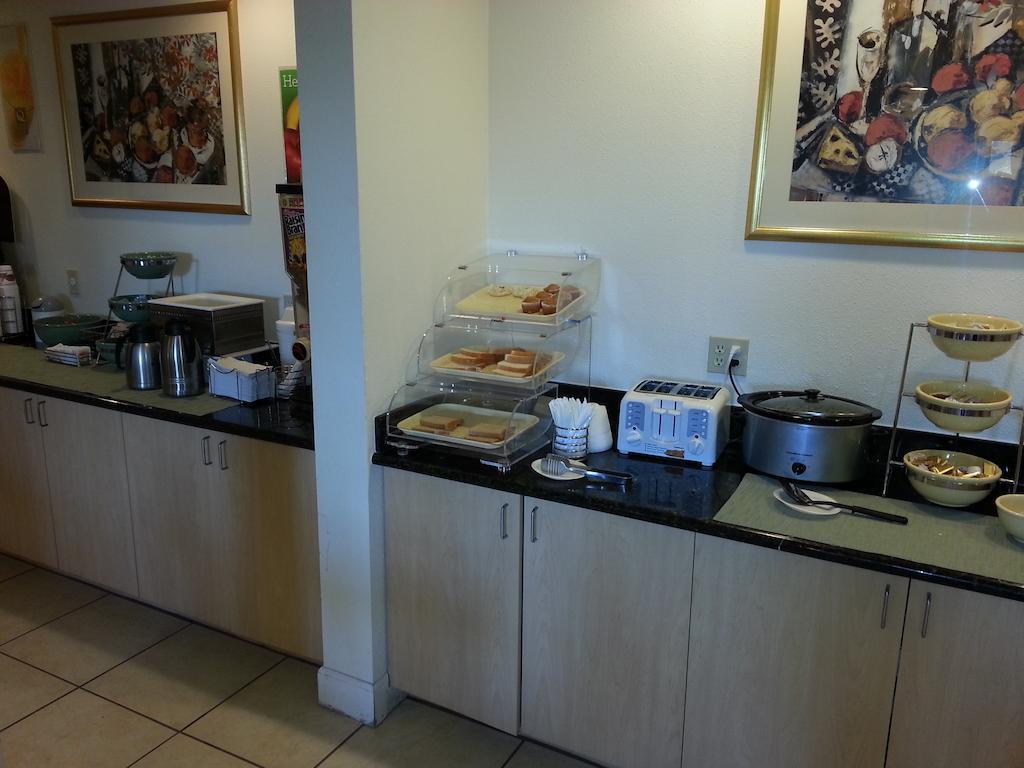Quality Inn & Suites Vacaville Eksteriør billede