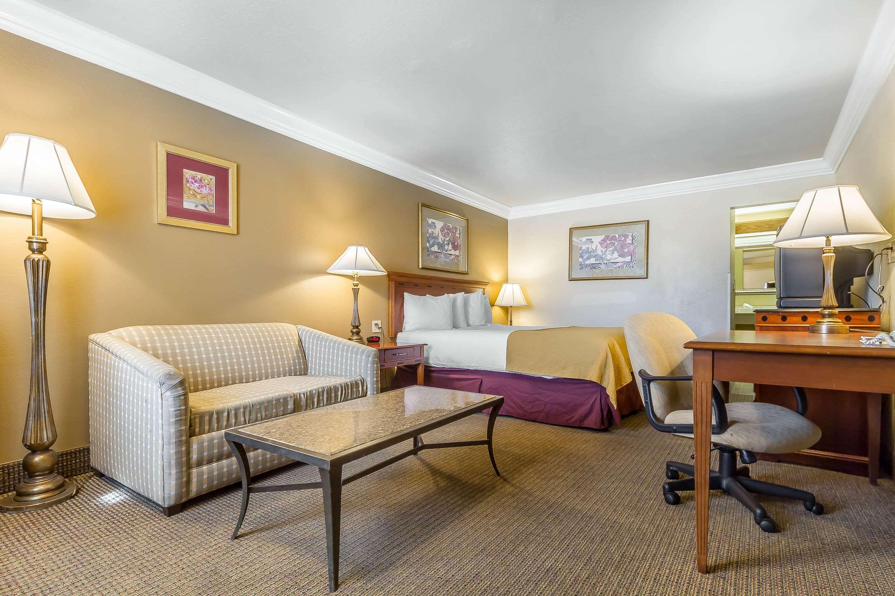 Quality Inn & Suites Vacaville Eksteriør billede